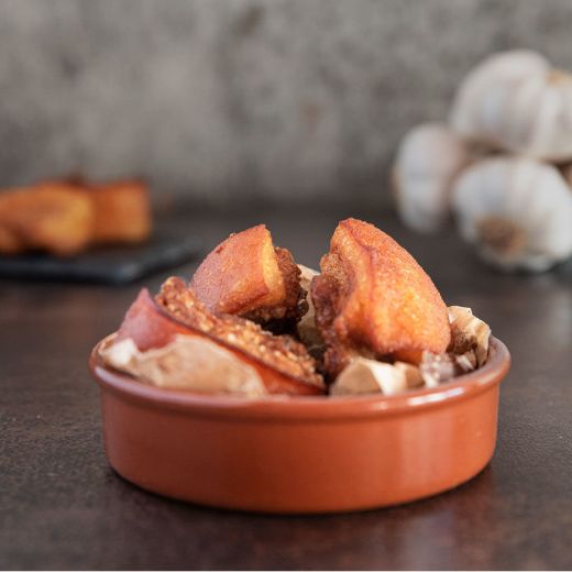 Cochinillo Stücke Cochifritos von Tapas Tabladillo